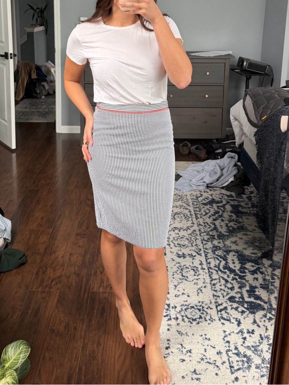 Seer Sucker Pencil Skirt - Picture 9 of 11